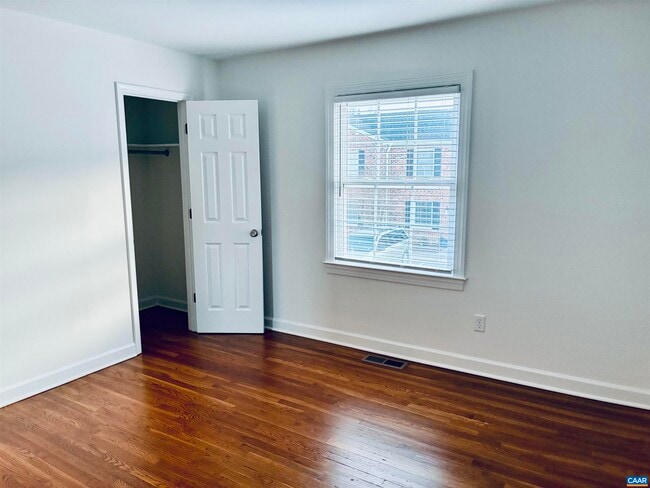 Building Photo - 210 Saponi Ln