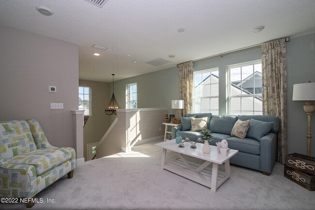 Building Photo - 118 Pioneer Village Dr