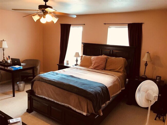 Building Photo - 2418 Slate Ridge Ln