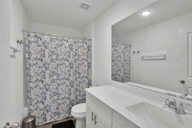 Building Photo - 234 Pine cavern dr