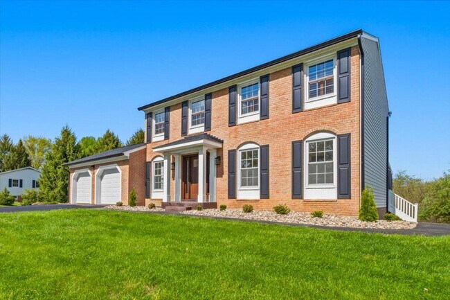 Building Photo - 7375 Freestate Dr