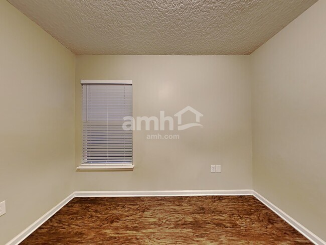 Building Photo - 13994 Fish Eagle Drive East