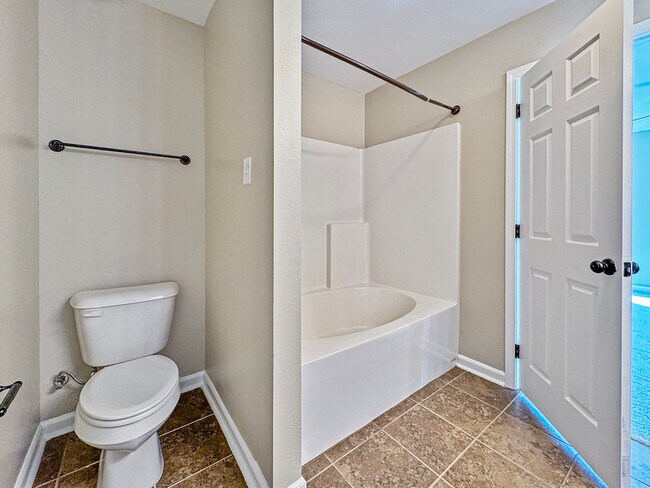 Building Photo - 1132 Eli Conner Dr