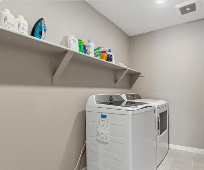 Building Photo - 17401 Rose Mallow St