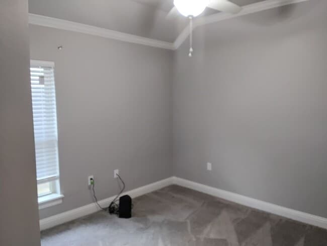 Building Photo - Nice Blanchard Home/Close to Golf course