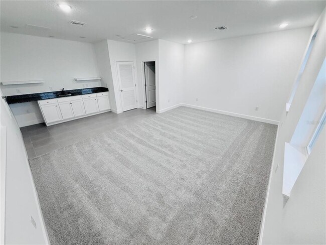 Building Photo - 12585 Clear Sapphire Dr