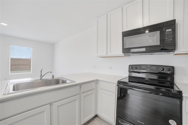 Building Photo - 6225 Kingfisher Wy