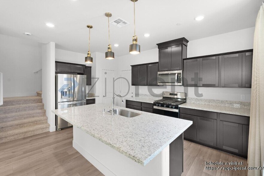 Building Photo - 710 Barrett Lk Rd