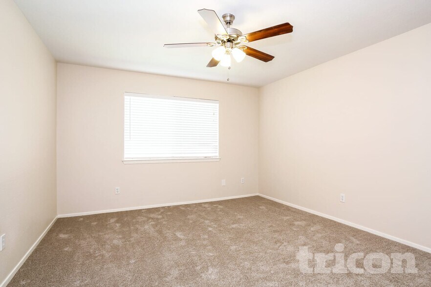 Building Photo - 3206 Sedgeborough Dr