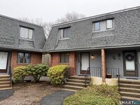 Building Photo - 32 Upper Pattagansett Rd