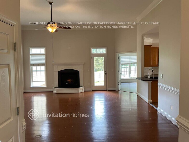 Building Photo - 136 Elizabeth Hearth Rd