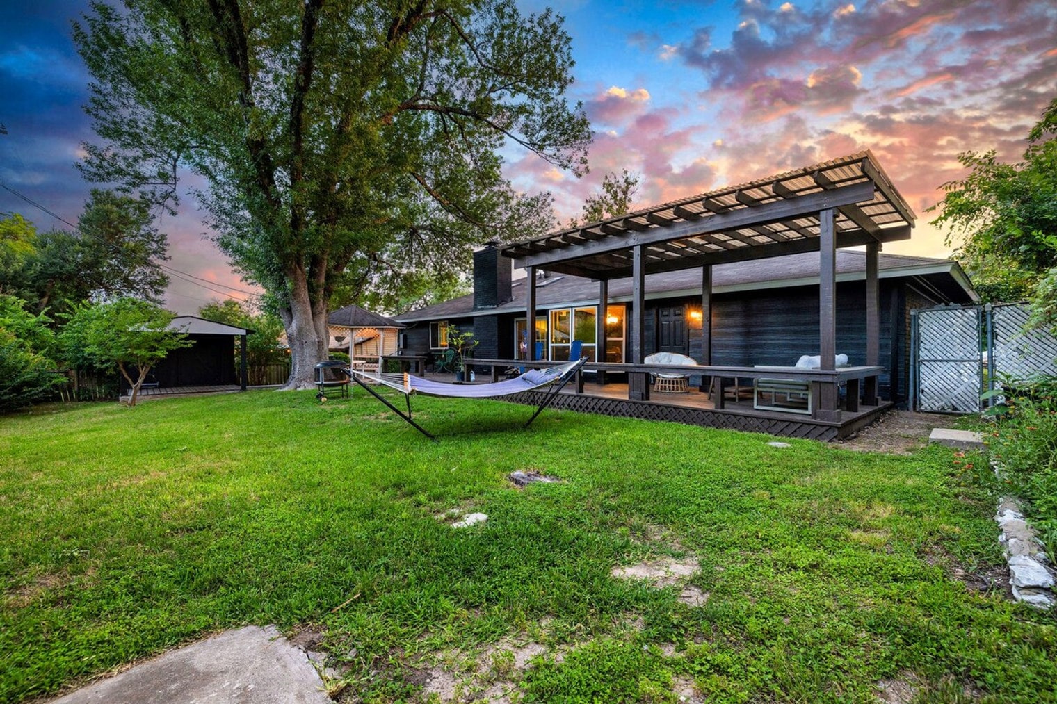 Building Photo - 4807 Carsonhill Dr