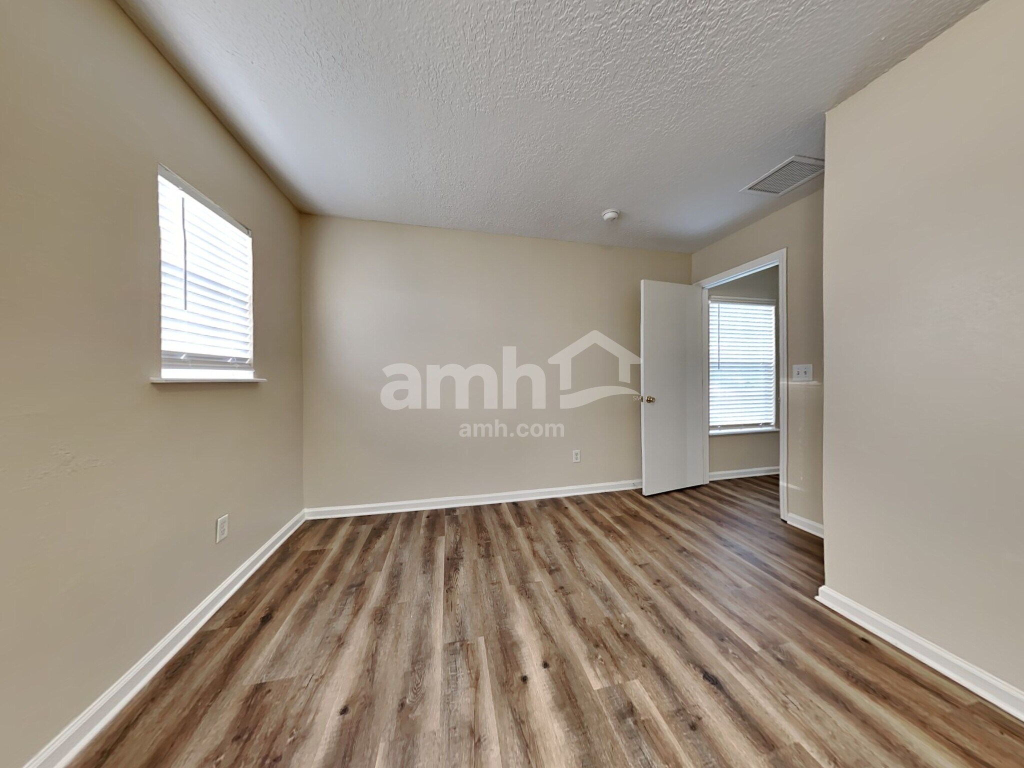 Building Photo - 9684 Hazel Lake Dr