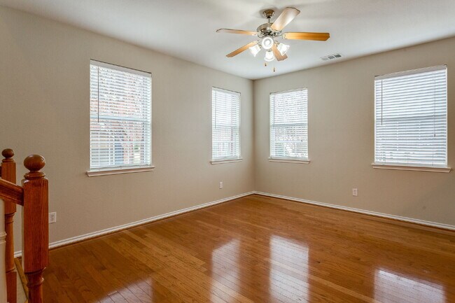Building Photo - Richardson Townhome