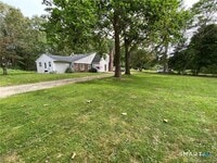 Building Photo - 79 Elmwood Heights