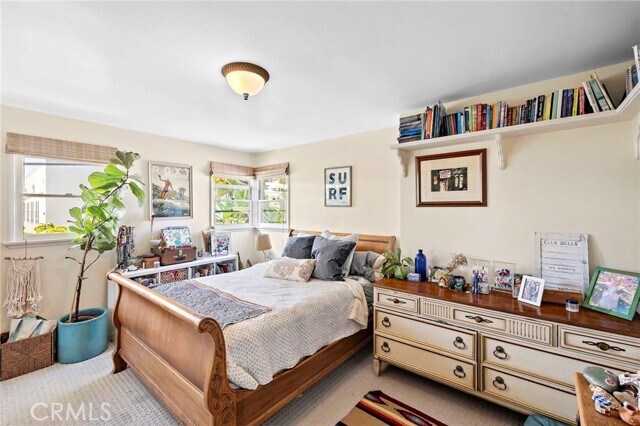 Building Photo - 773 St Ann's Dr