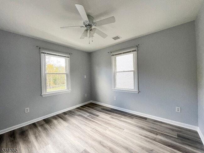 Building Photo - 31 Lakeside Blvd