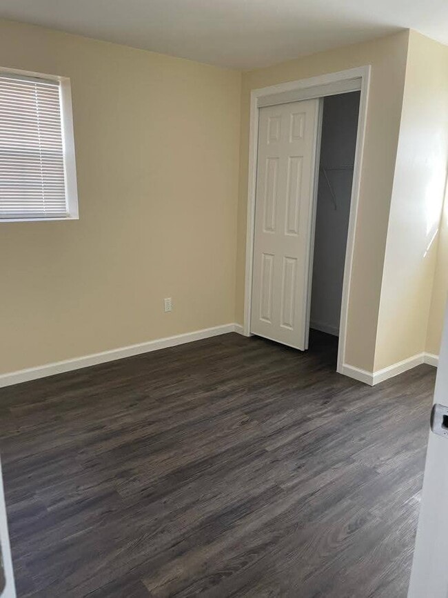 Building Photo - 4670 Lindsey Dr SW