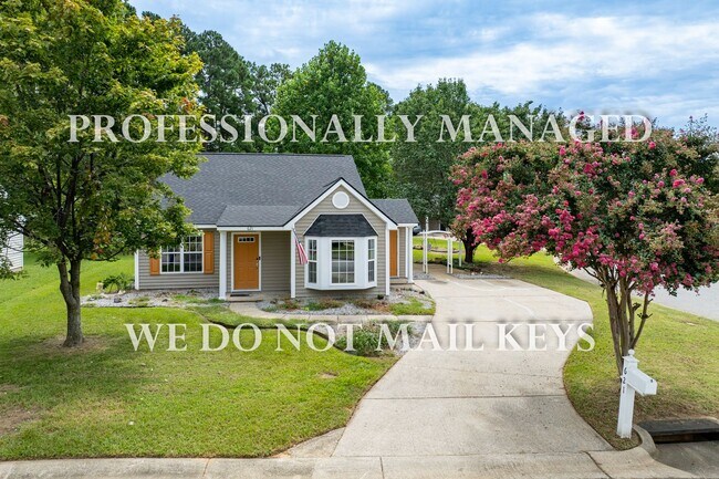 Building Photo - 621 Daffodil Way