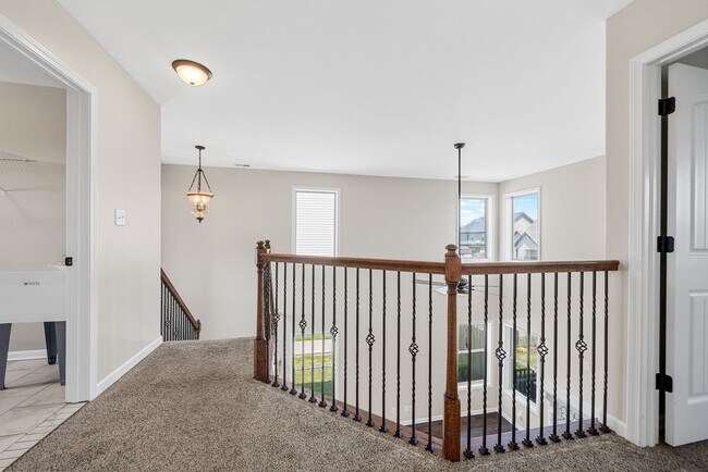 Building Photo - Pet Friendly Four Bedroom!