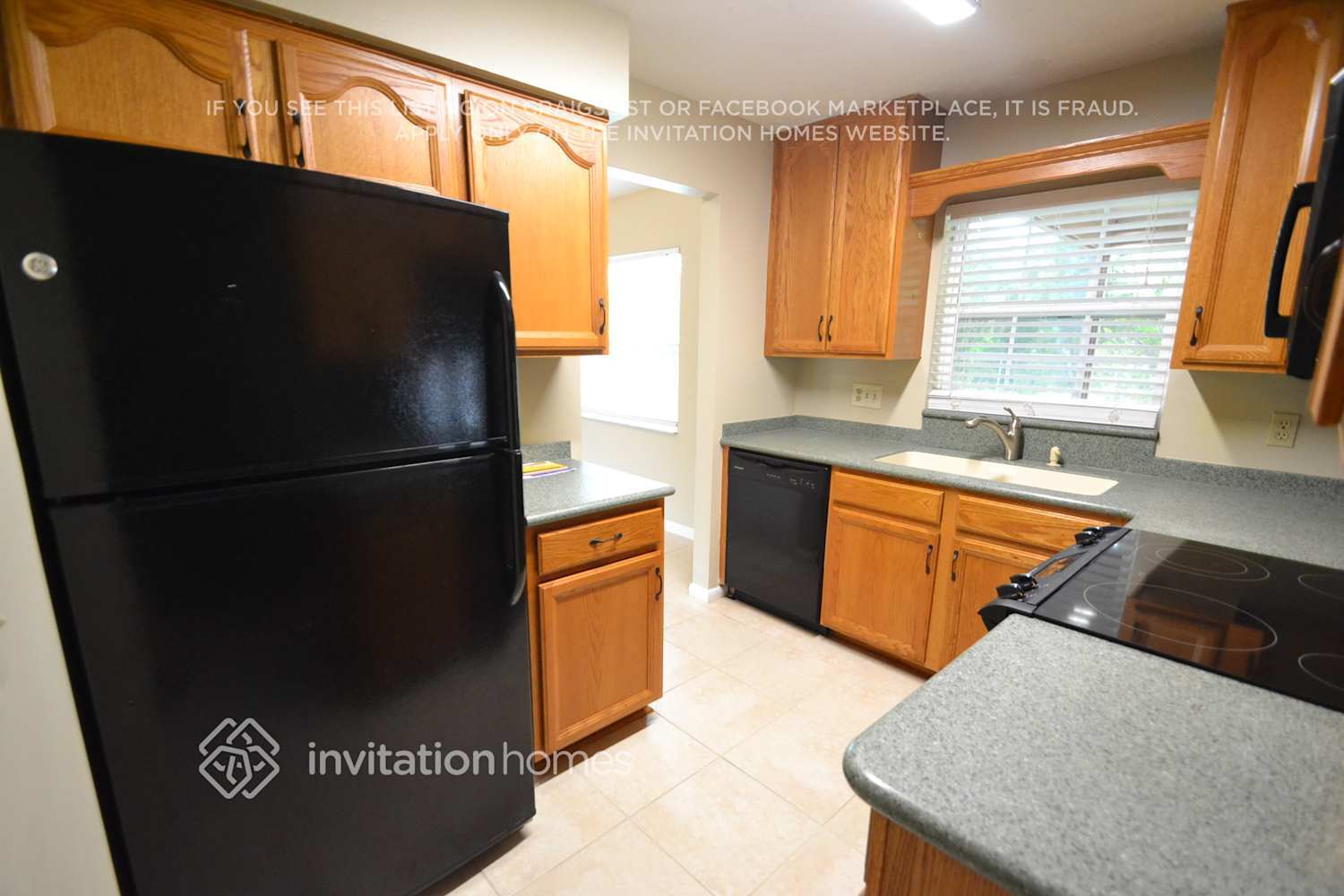 Building Photo - 1648 Raymore St NW