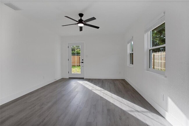 Building Photo - 4201 Mizell St