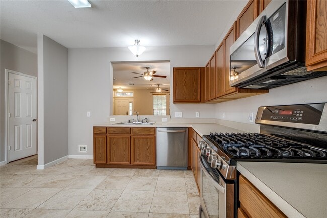 Building Photo - 23838 Pebworth Pl