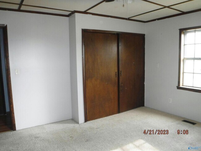 Building Photo - 172 Blair Rd