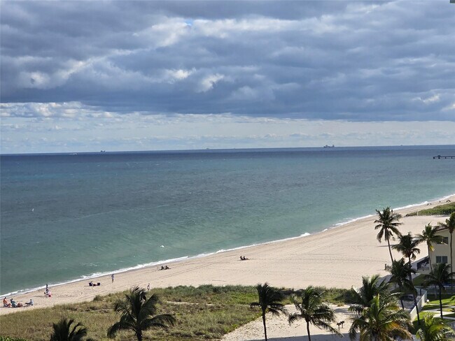 Building Photo - 2000 S Ocean Blvd