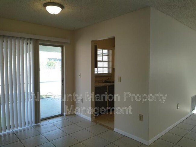 Building Photo - 14860 SW 35th Cir