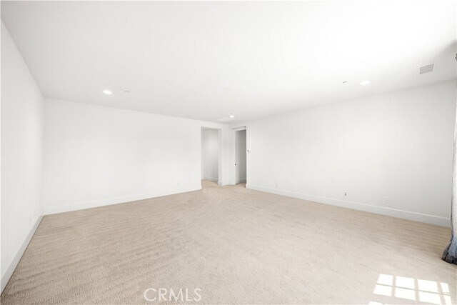 Building Photo - 106 Heavenly