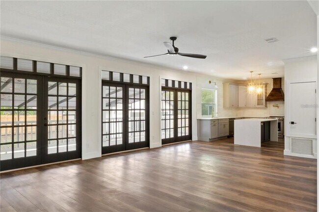 Building Photo - 1368 Hibiscus Ave