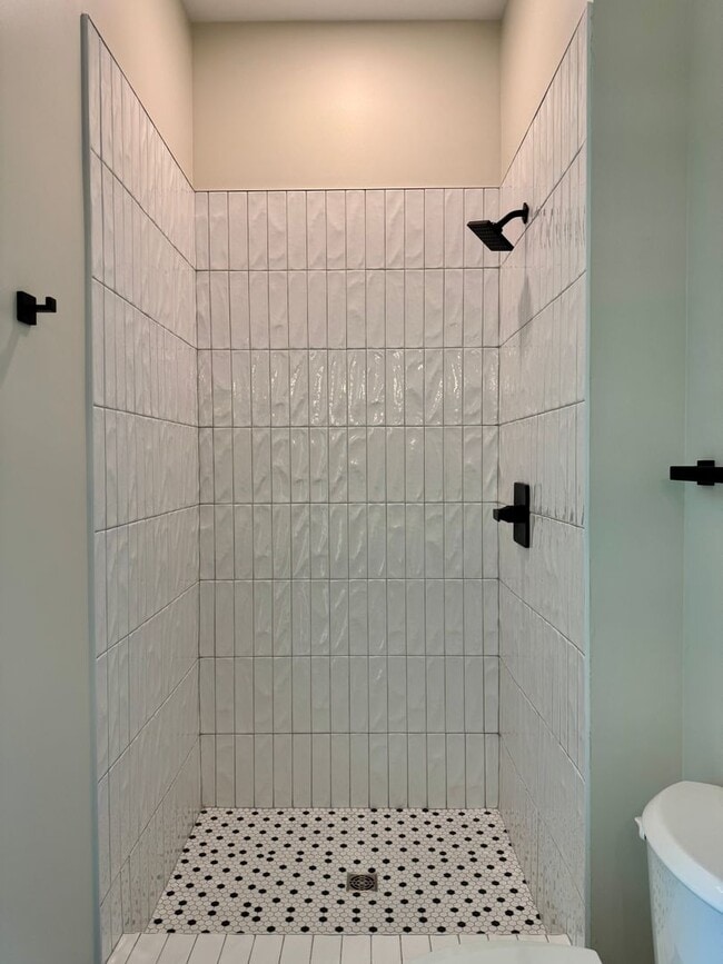 Building Photo - 1865 Zeta Way