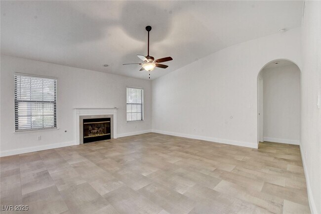 Building Photo - 5100 Linkside Dr