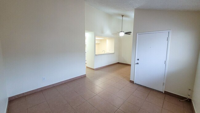 Building Photo - Tahoe Manor