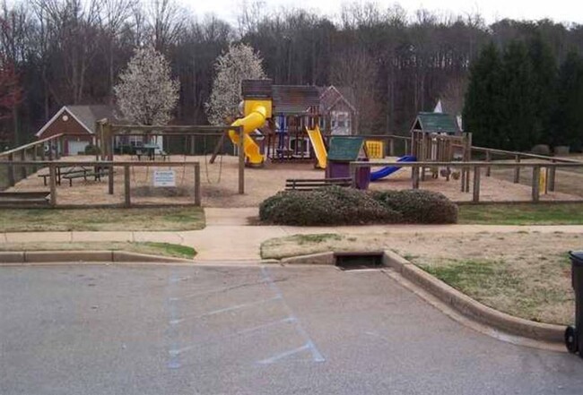 Building Photo - Close to Travelers Rest, Furman University...