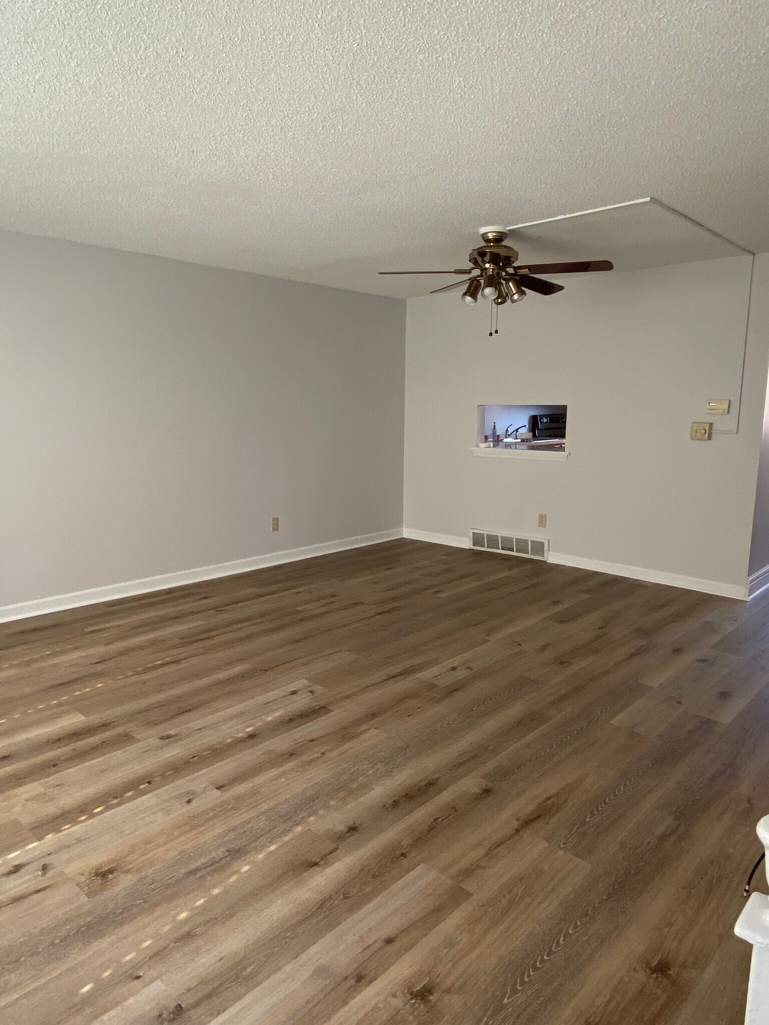 Building Photo - 17 Stoneledge Ct