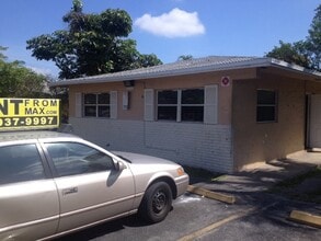 Building Photo - 1232 NW 5th Ave
