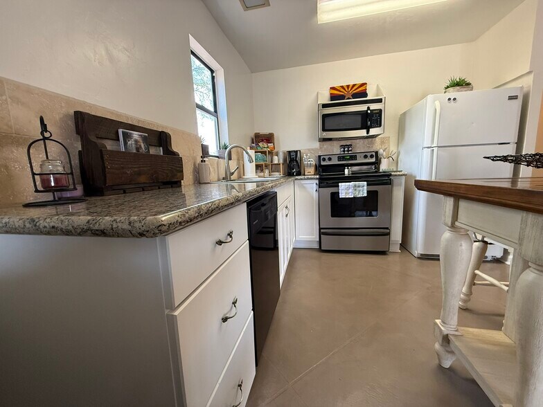Building Photo - 10361 E Kaibito Pl