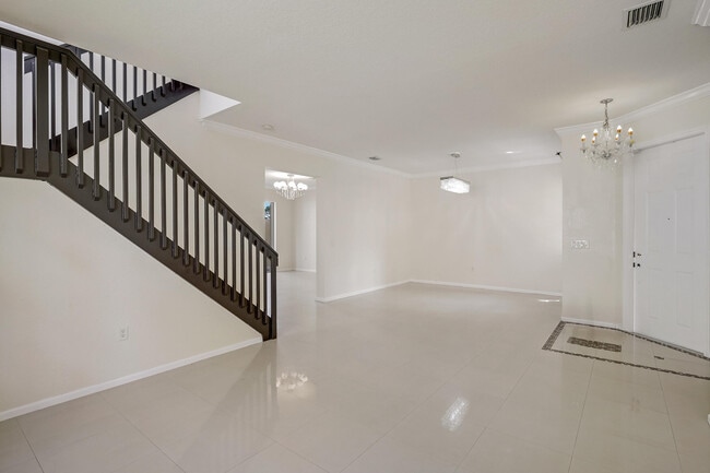 Building Photo - 10208 White Water Lily Way