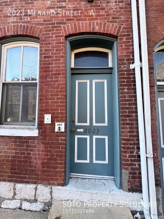 Building Photo - 2023 Menard St