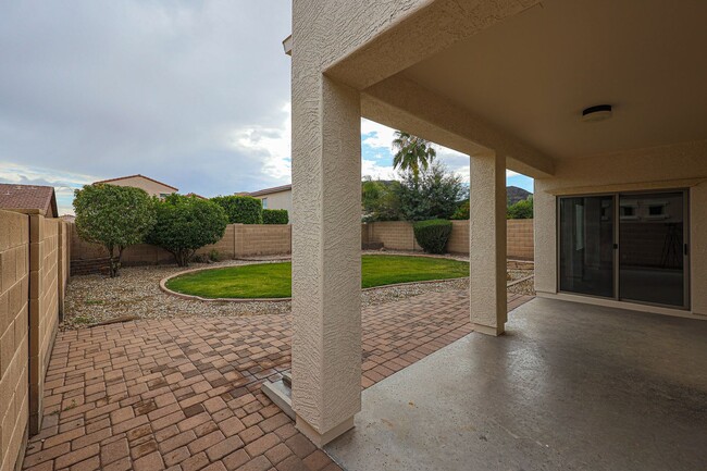 Building Photo - 4 bed, 3.5 bath house in Stetson Valley, Phoenix