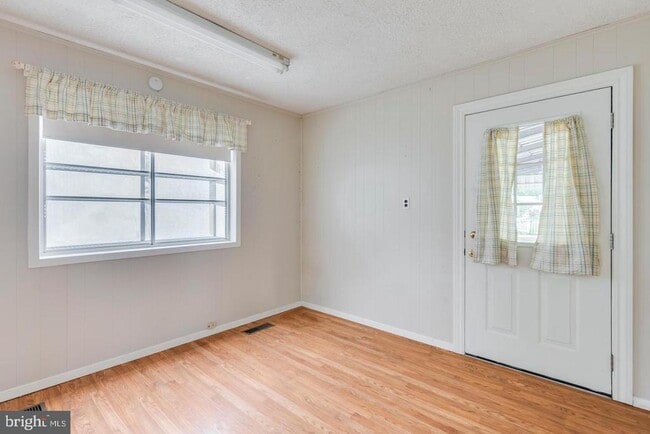 Building Photo - 12425 Stretton Ln