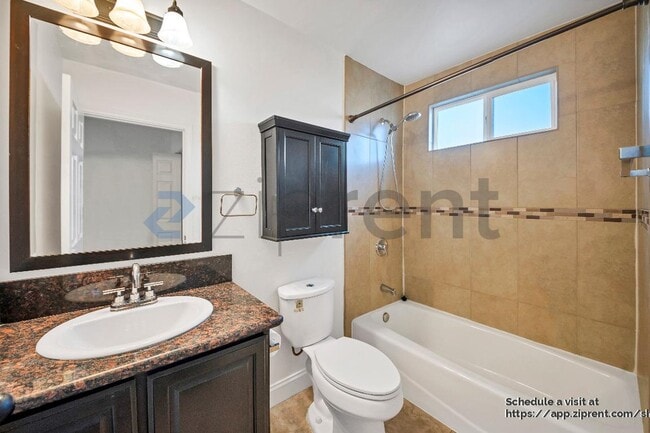 Building Photo - 1627 W 82nd St