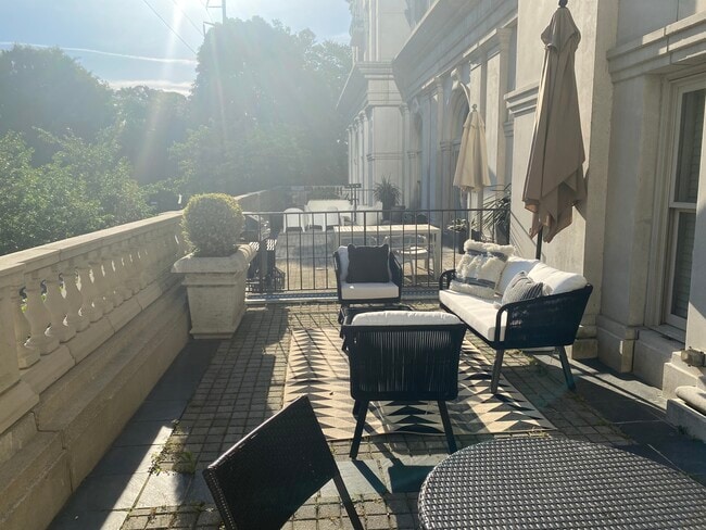 Building Photo - 199 14th St NE