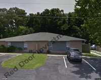 Building Photo - Spacious 2 Bedroom 2 Bath Quad Near Silver...