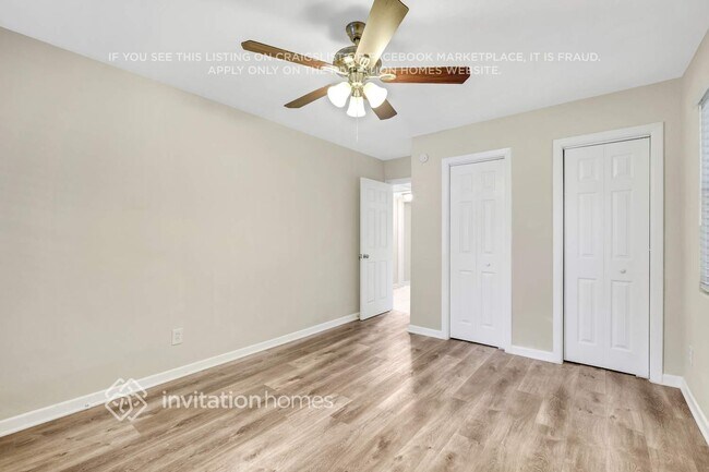 Building Photo - 5815 Oliver St