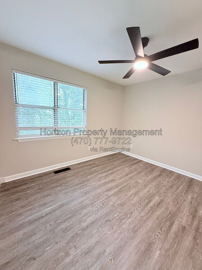 Building Photo - 4042 Hidden Hollow Terrace