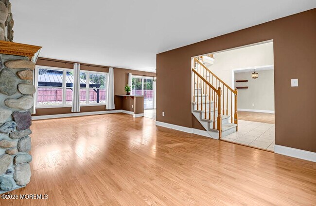 Building Photo - 476 Birch Bark Dr