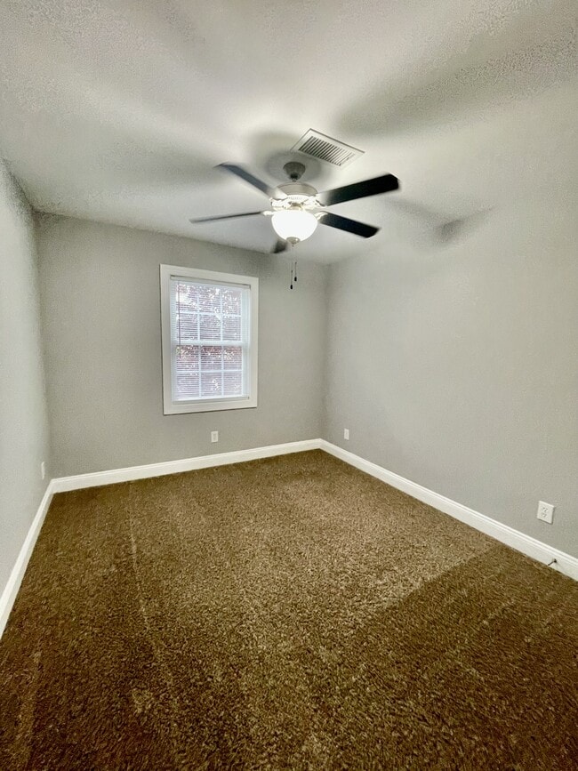 Building Photo - 518 Capstone Dr